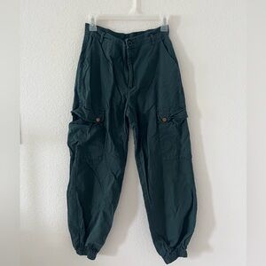 Women’s Dark Green Cargo Pants Size Small